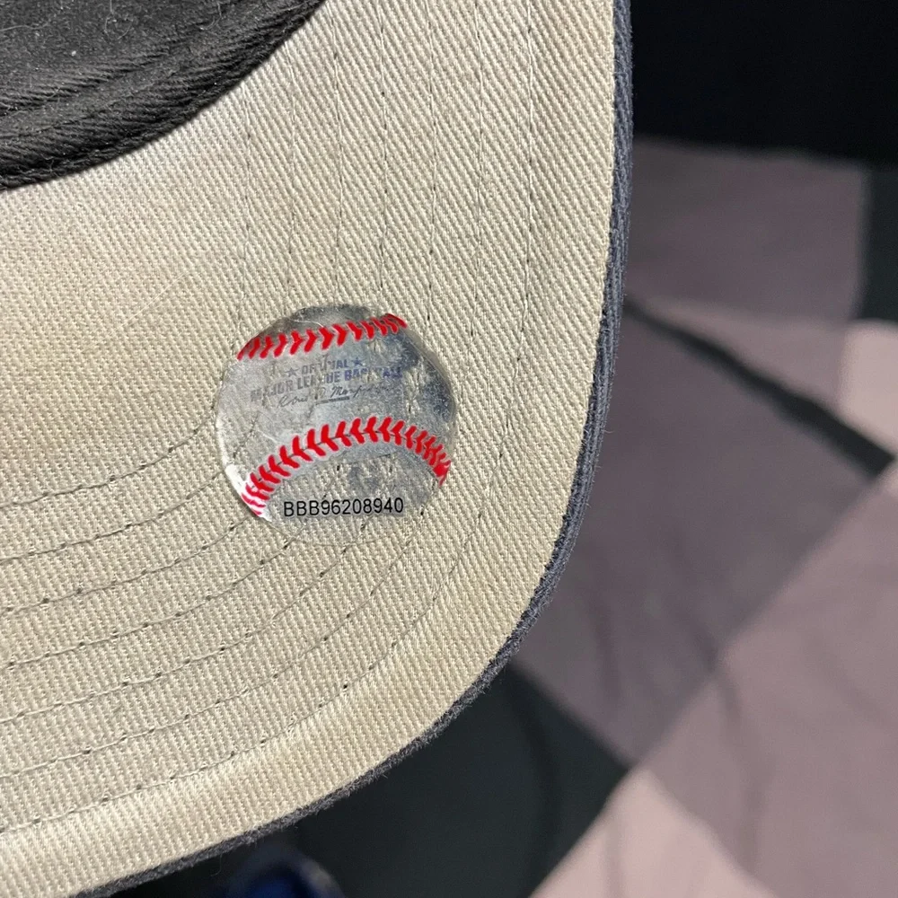 Hat - Picture 3 of 3